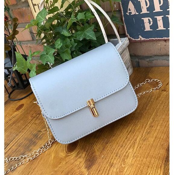 Silvery Gray Chain Crossbody Popular Fashion Bag - Picture 5 of 11